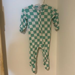 Larkspur baby 0-3 months